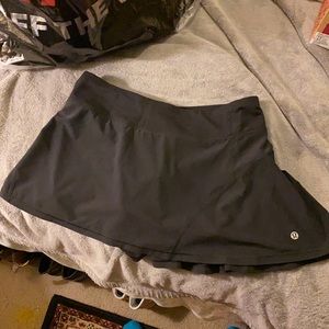 Lululemon tennis skort skirt black medium